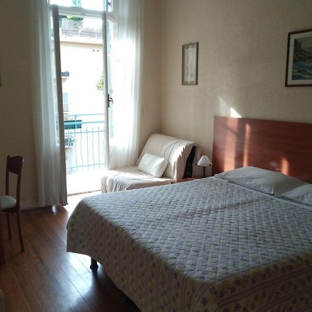 Hotel Lucciola Bordighera Buitenkant foto