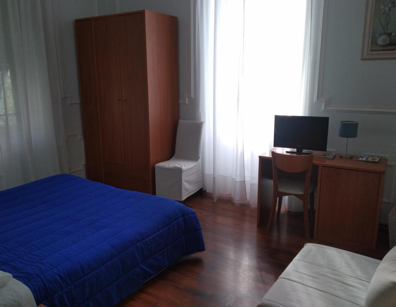 Hotel Lucciola Bordighera Buitenkant foto