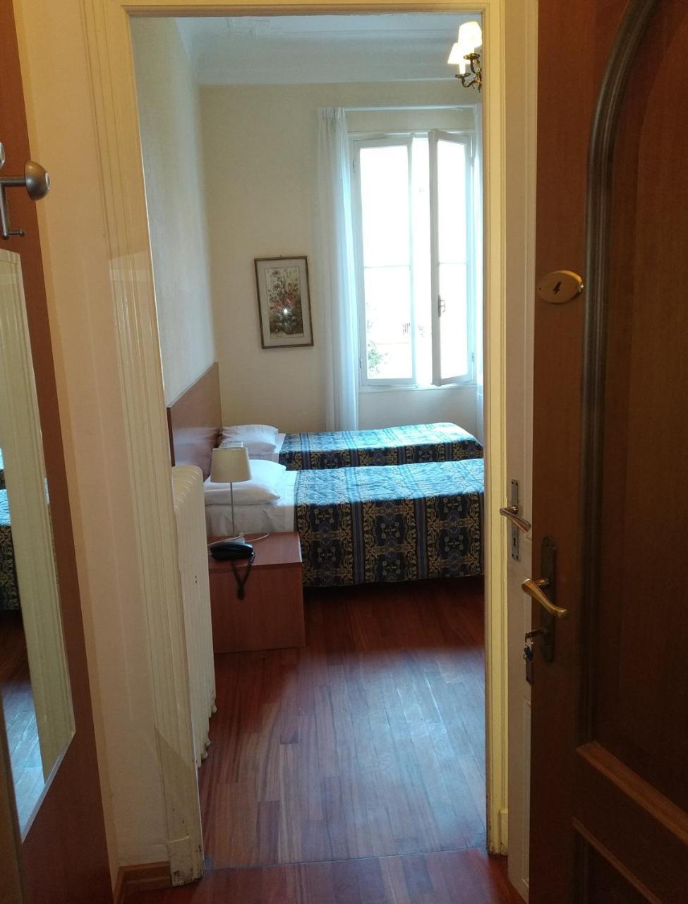Hotel Lucciola Bordighera Buitenkant foto