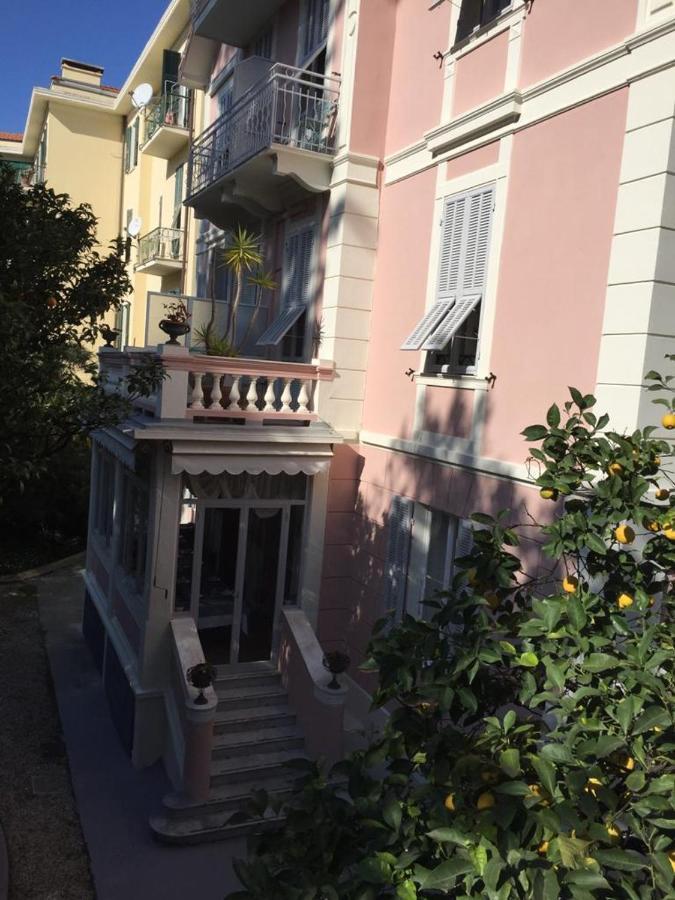 Hotel Lucciola Bordighera Buitenkant foto